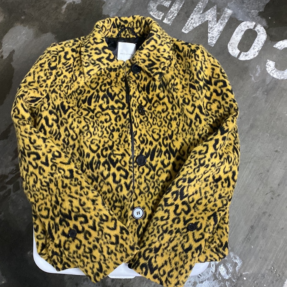 Avec les filles yellow and black leopard coat - Picture 2 of 5